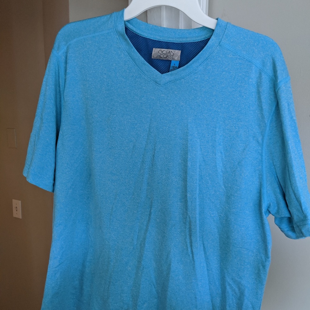 Men's t shirt